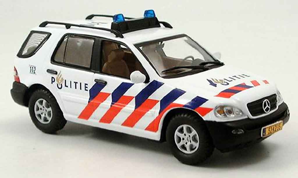 Mercedes Classe M 1/43 IXO police Holland 2003 modellino in miniatura