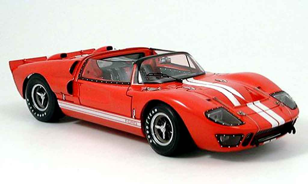 Ford GT40 1/18 Exoto GT 40 mk ii roadster rosso modellino in miniatura