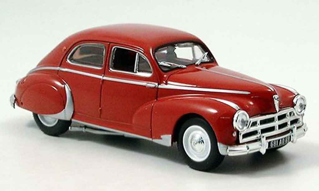 Peugeot 203 Berline 1/43 Norev Berline darl mat rosso 1953 modellino in miniatura