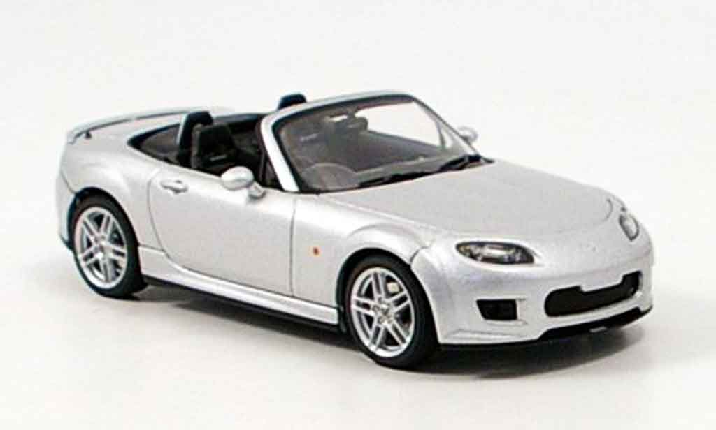 Mazda MX5 2006 1/43 Autoart 2006 MX 5 Roadster US Version grigio metallisee 2006 modellino in miniatura