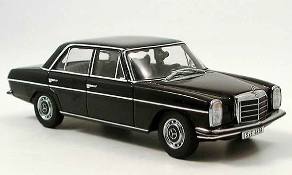 Mercedes 220 1/43 Autoart D Strichachter nero modellino in miniatura