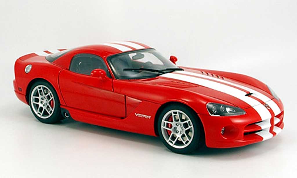 Dodge Viper SRT 10 1/18 Autoart SRT 10 coupe rosso avec bandes biancos 2006 modellino in miniatura