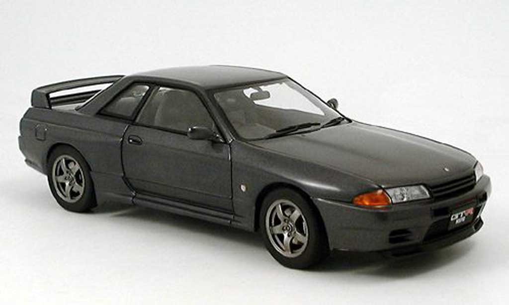 Nissan Skyline R32 1/18 Autoart R32 gtr v-spec.ii grigio modellino in miniatura
