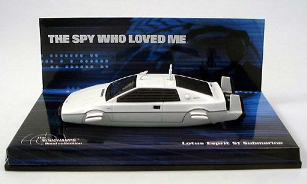 Lotus Esprit 1/43 Minichamps Submarine James Bond The Spy wo loved me modellino in miniatura