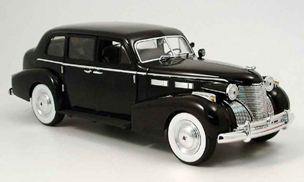 Cadillac Fleetwood 1/18 Jada Toys series 75 nero der pate 1940 modellino in miniatura