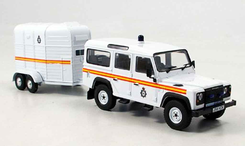Land Rover Defender 1/43 Vanguards Royal Parks Const. police England modellino in miniatura