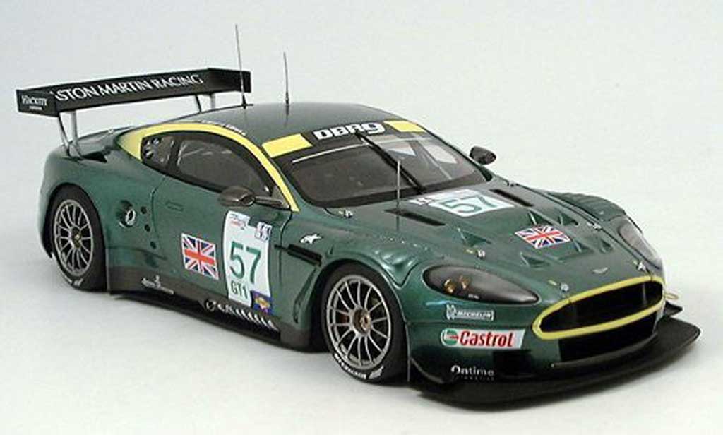 Aston Martin DBR9 1/18 Autoart no.57 sebring 2005 modellino in miniatura