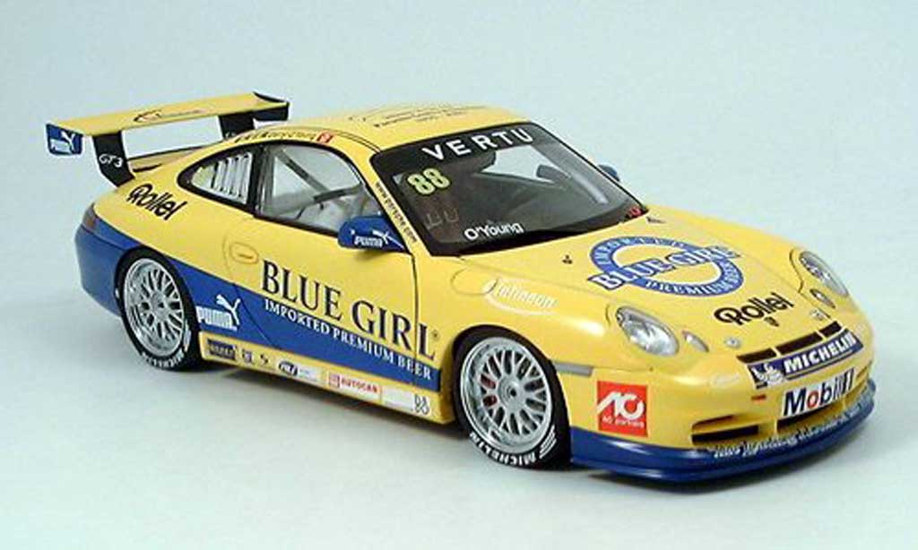 Porsche 997 GT3 CUP 1/18 Autoart GT3 Cup 2005 no.88 o young sieger macau modellino in miniatura