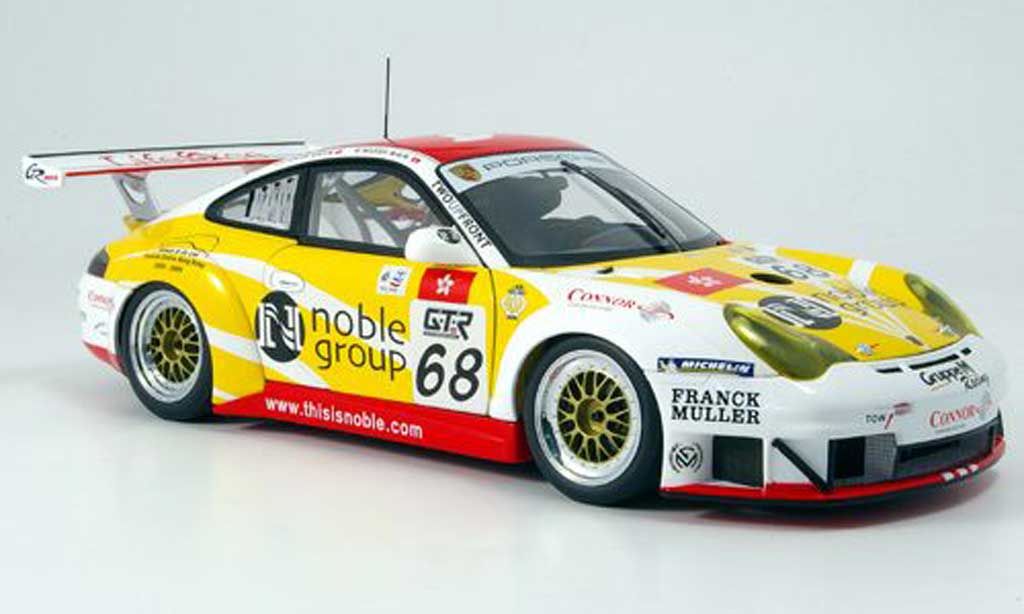 Porsche 996 GT3 RSR 1/18 Autoart GT3 RSR no.68 fia gt 2005 modellino in miniatura