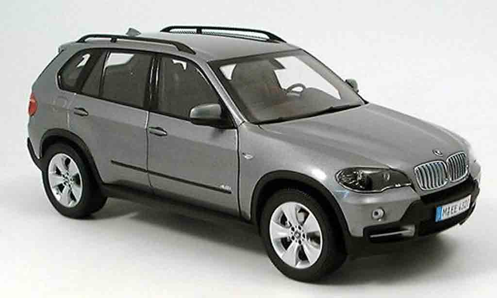 Bmw X5 E70 1/18 Kyosho E70 grigio 2007 modellino in miniatura
