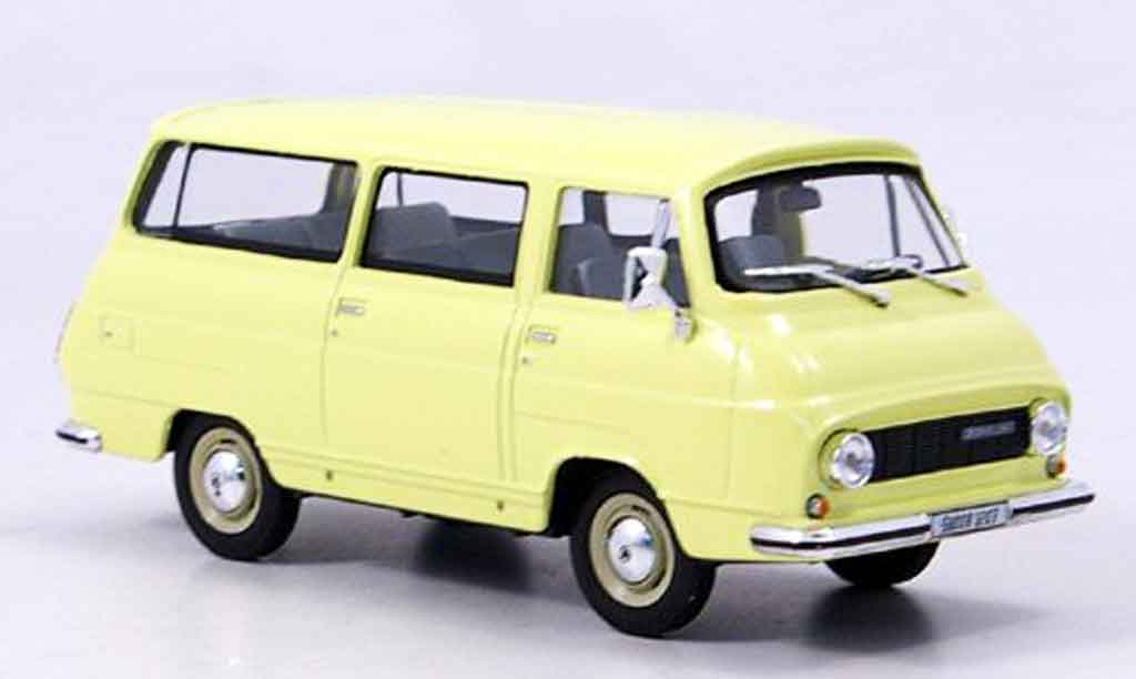 Skoda 1203 1/43 Abrex lieferwagen giallo modellino in miniatura