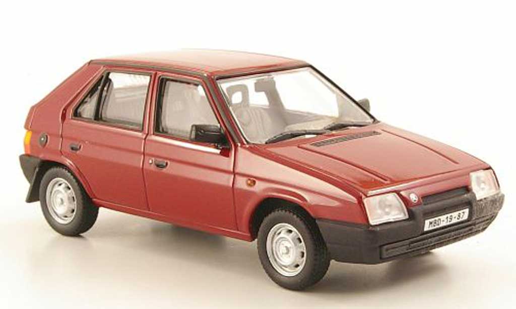 Skoda Favorit 1/43 Abrex 136L rosso 1987 modellino in miniatura