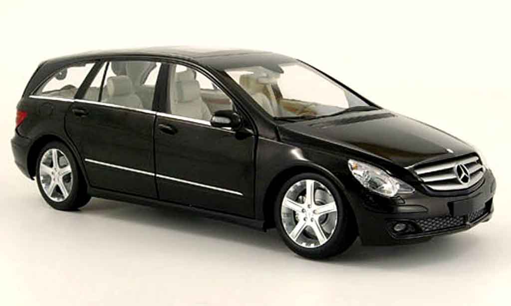Mercedes Classe R 1/18 Minichamps nero 2005 modellino in miniatura