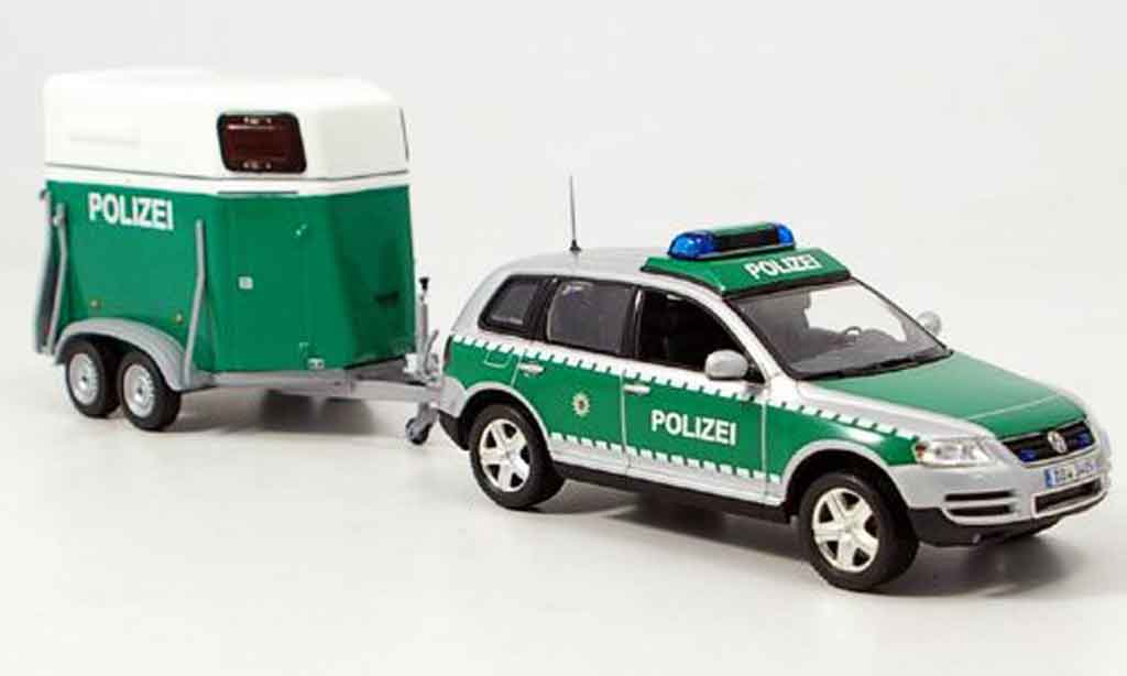 Volkswagen Touareg 1/43 Minichamps avec pferdeanhanger police 2002 modellino in miniatura