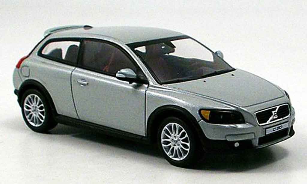 Volvo C30 1/43 Motorart grigio modellino in miniatura