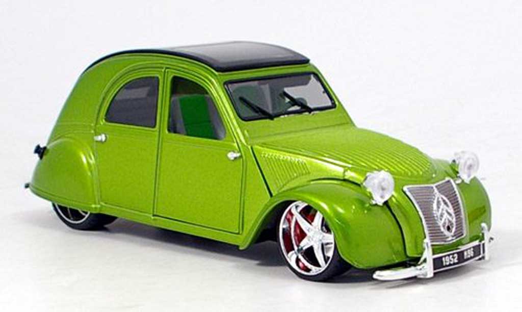 Citroen 2CV 1/18 Maisto ente tuning met.grun modellino in miniatura