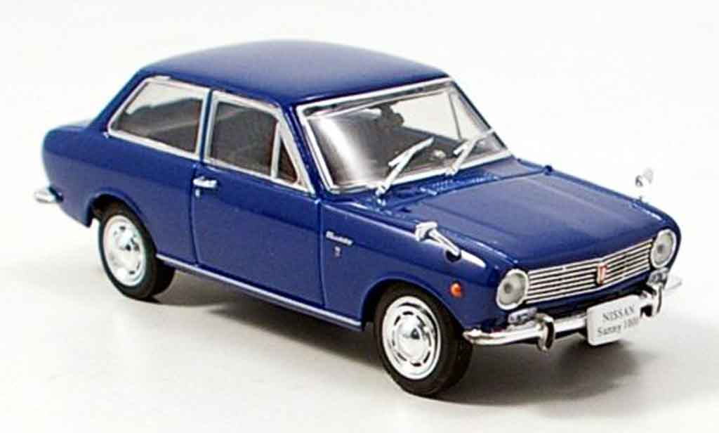 Nissan Sunny 1000 1/43 Norev 1000 blu 1966 modellino in miniatura