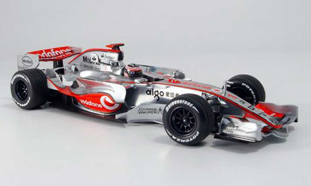 Mercedes F1 1/18 Minichamps mclaren vodafone mp 4 22 alonso 2007 modellino in miniatura