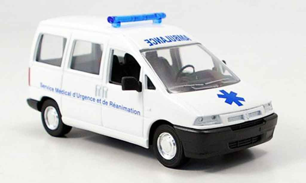 Citroen Jumpy 1/43 Verem ambulanz modellino in miniatura