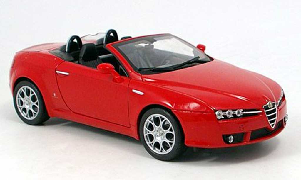 Alfa Romeo Spider 1/18 Welly rosso decapote 2007 modellino in miniatura