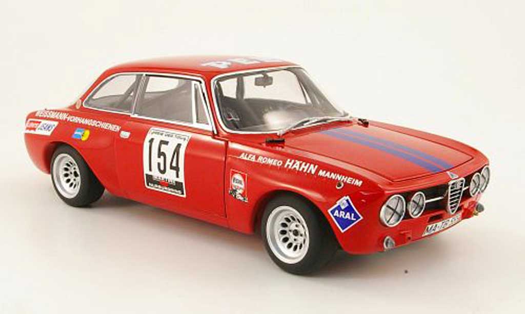Alfa Romeo Giulia GT Am 1/18 Autoart GT Am no.154 betzler drm 1971 modellino in miniatura