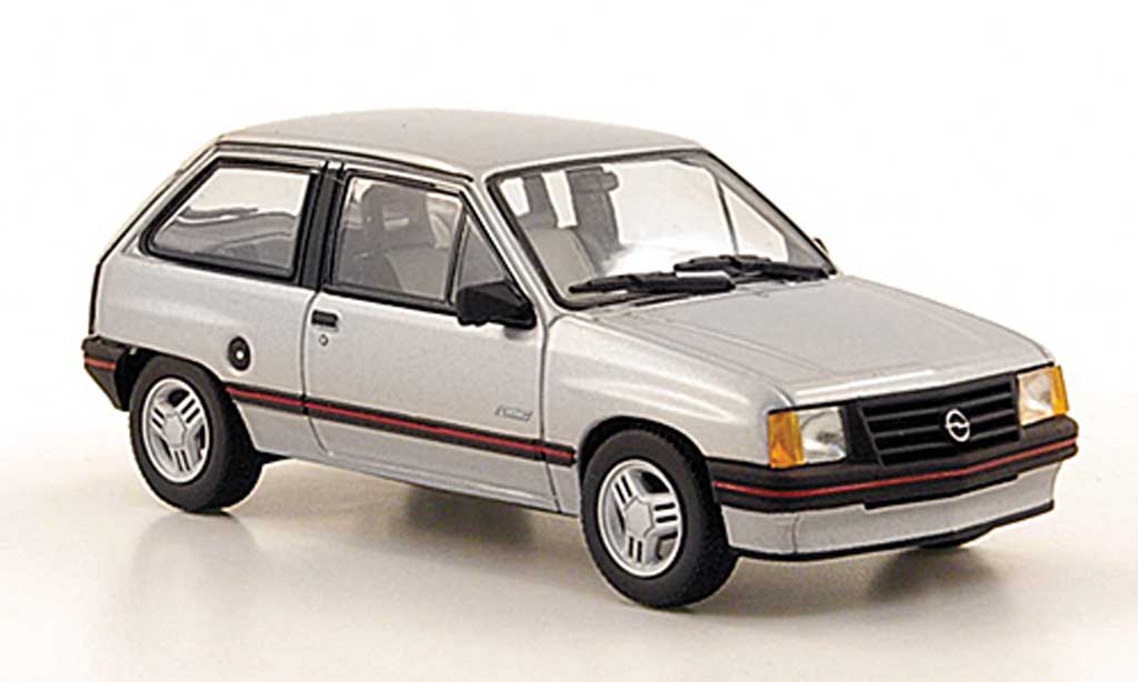 Opel Corsa 1/43 Minichamps A grigio 1984 modellino in miniatura