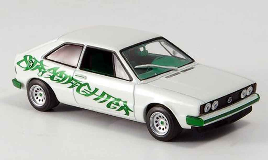 Volkswagen Scirocco 1/43 Minichamps scirocco street fighter bianco modellino in miniatura