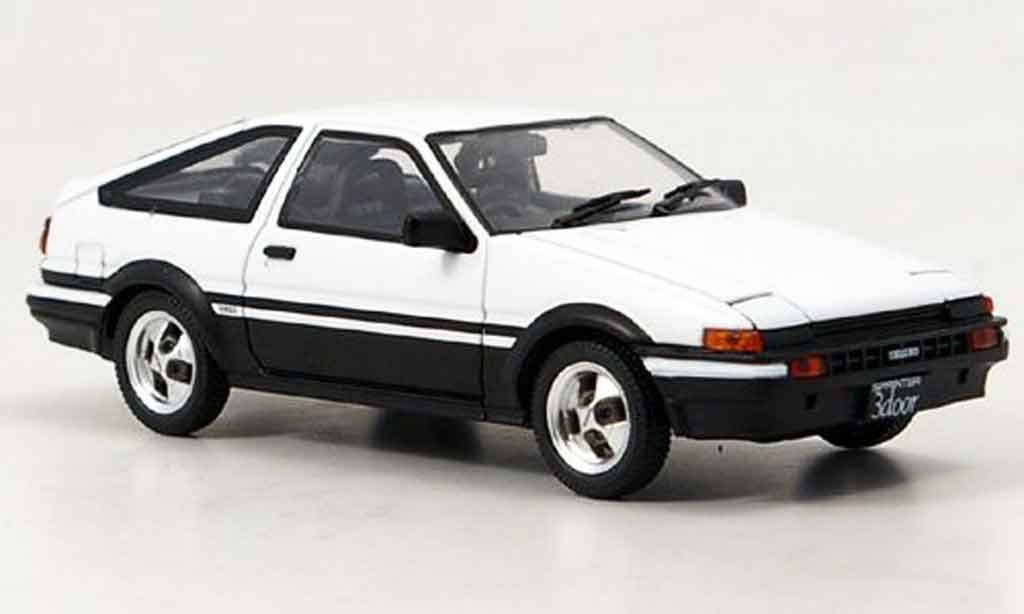 Toyota Trueno 1/43 Ebbro ae 86 bianco modellino in miniatura