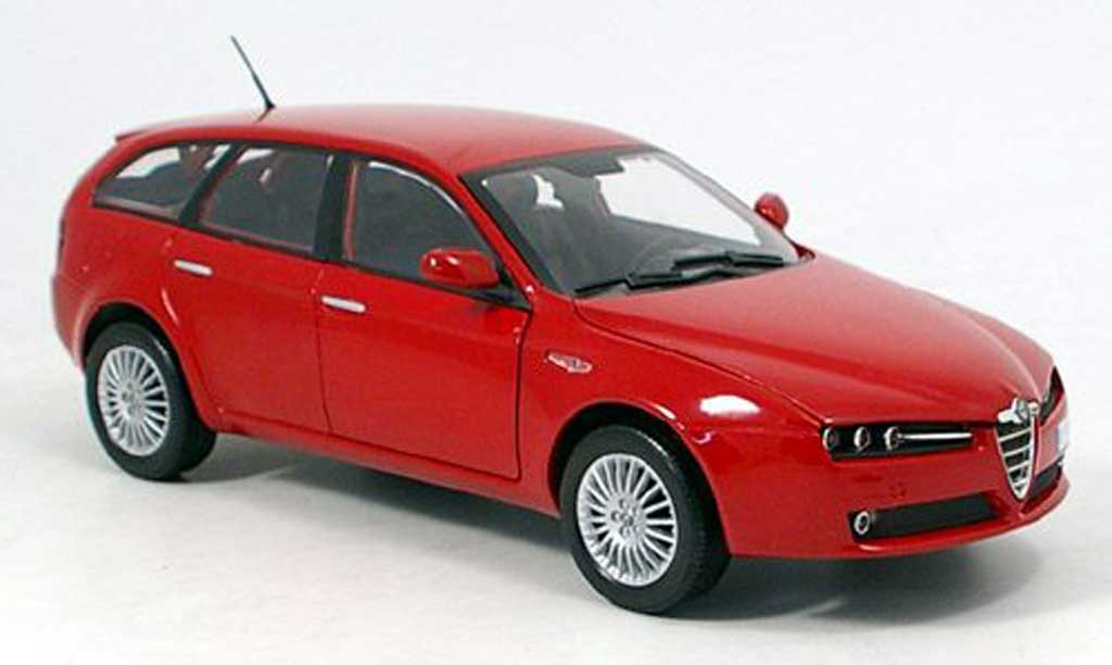 Alfa Romeo 159 1/18 Mondo Motors sportwagon rosso 2007 modellino in miniatura