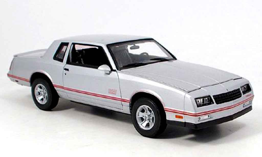 Chevrolet Monte Carlo 1/18 Welly ss grigio modellino in miniatura