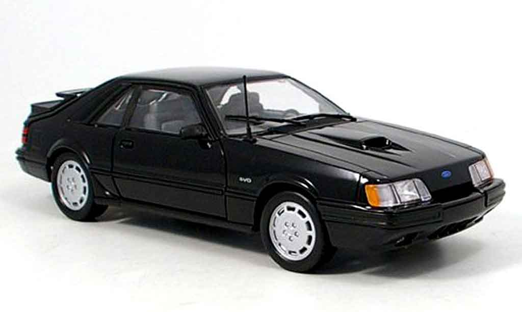 Ford Mustang 1986 1/18 Welly 1986 svo nero modellino in miniatura
