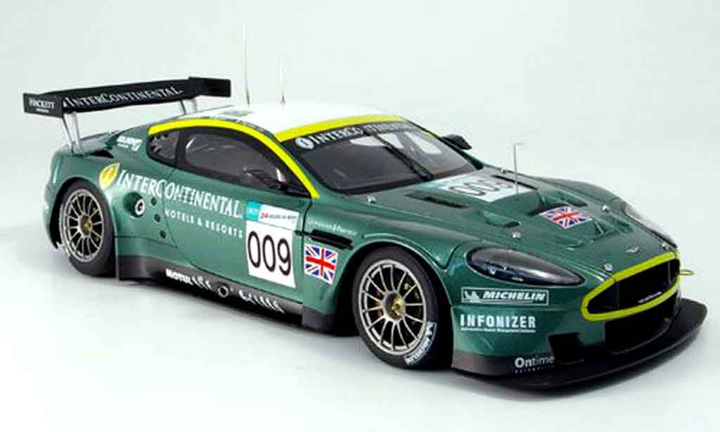 Aston Martin DBR9 1/18 Autoart no.009 gt1 klassensieger le mans 2007 modellino in miniatura