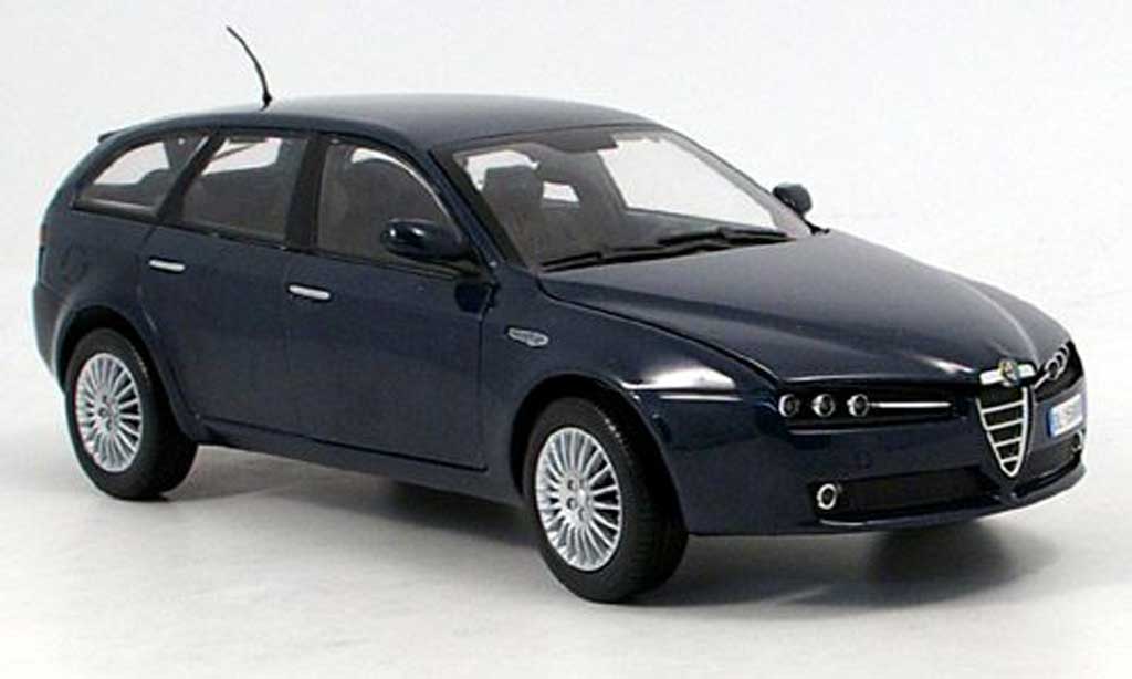 Alfa Romeo 159 1/18 Mondo Motors sport wagon blu 2007 modellino in miniatura