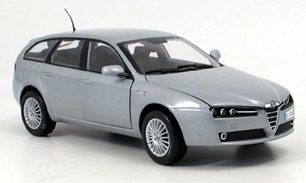 Alfa Romeo 159 1/18 Mondo Motors sportwagon grigio 2007 modellino in miniatura