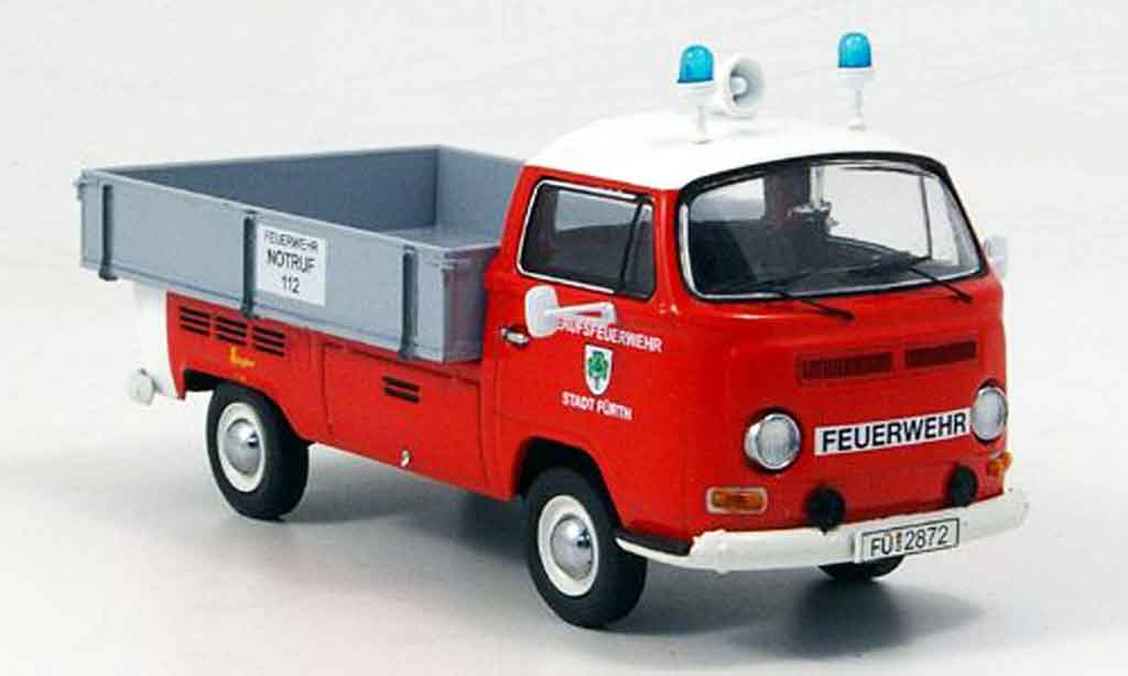 Volkswagen Combi 1/43 Schuco t2a bus berufspompier stadt furth modellino in miniatura