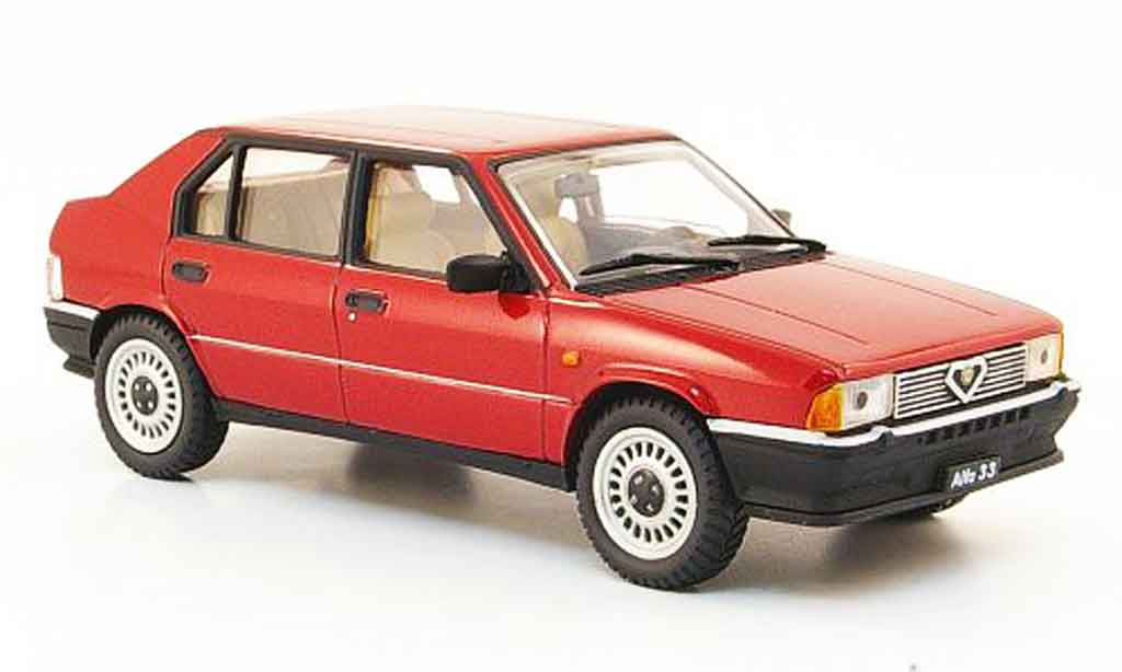 Alfa Romeo 33 1.3 1/43 Pego 1.3 rosso 1983 modellino in miniatura