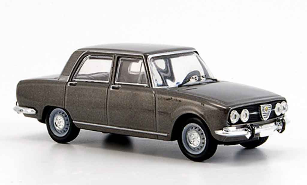 Alfa Romeo 2000 1971 1/43 M4 1971 berline grigio 1971 modellino in miniatura