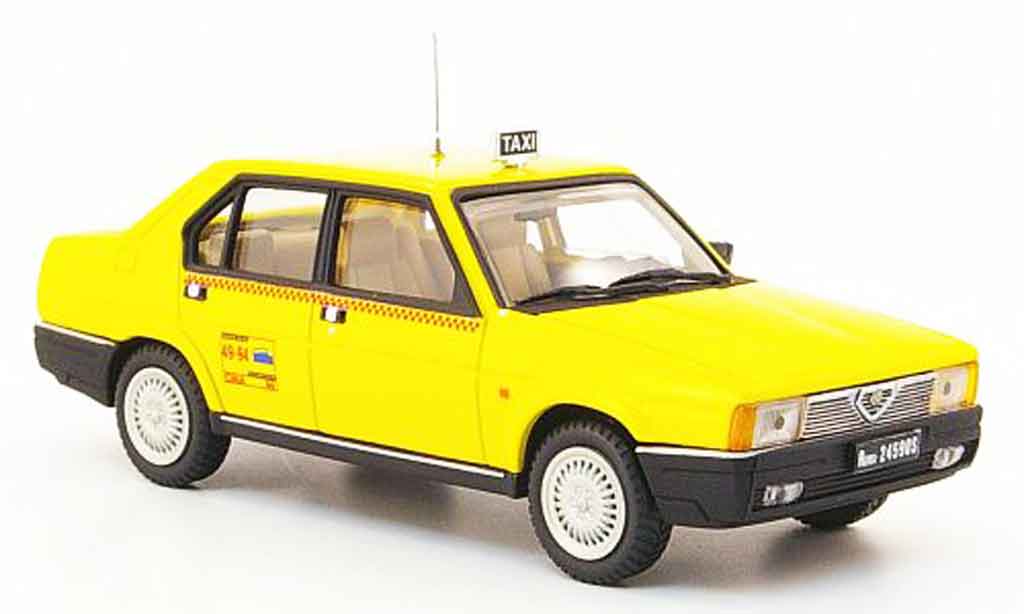 Alfa Romeo 90 1/43 Pego berline taxi rom modellino in miniatura