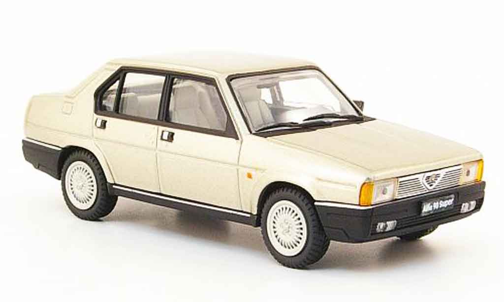 Alfa Romeo 90 1/43 Pego super beige 1984 modellino in miniatura