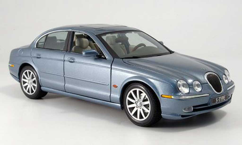 Jaguar S-Type 1/18 Maisto blu grigio modellino in miniatura