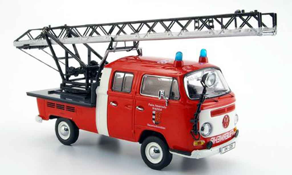 Volkswagen Combi 1/43 Schuco t2a freiw. pompier brachttal neuenschmidten modellino in miniatura