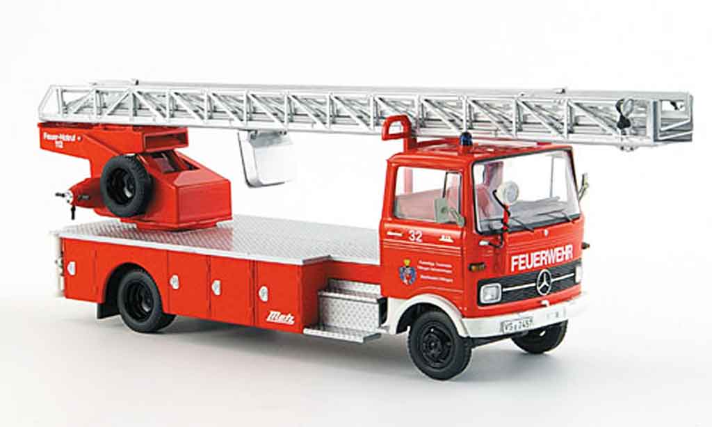 Mercedes LP 813 1/43 Schuco pompier Villingen Schwenningen modellino in miniatura