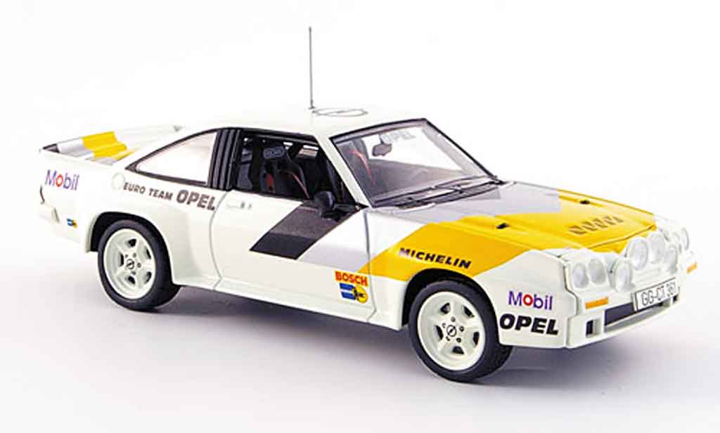 Opel Manta B 1/43 Schuco B 400 werksfarben modellino in miniatura
