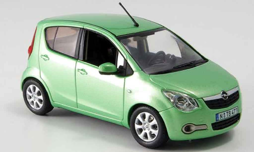 Opel Agila 1/43 Schuco grun modellino in miniatura