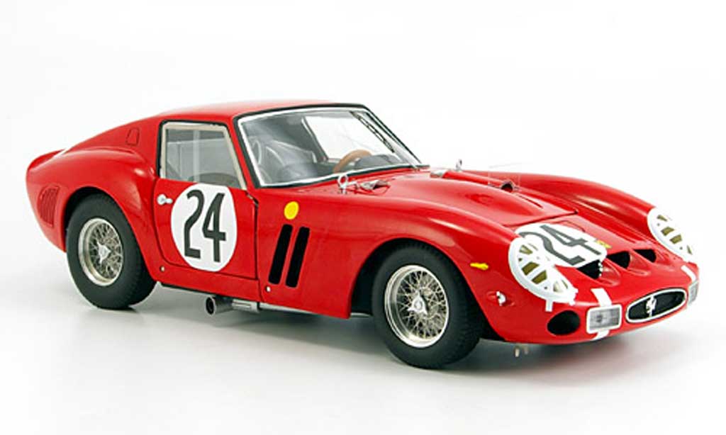 Ferrari 250 GTO 1/18 Hot Wheels Elite GTO no.24 elite racing modellino in miniatura