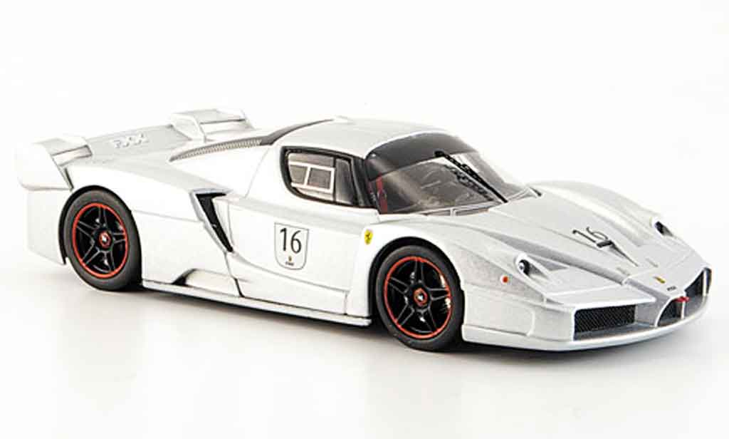 Ferrari Enzo FXX 1/43 Hot Wheels Elite FXX no.16 grigio metallisee nurburgring modellino in miniatura