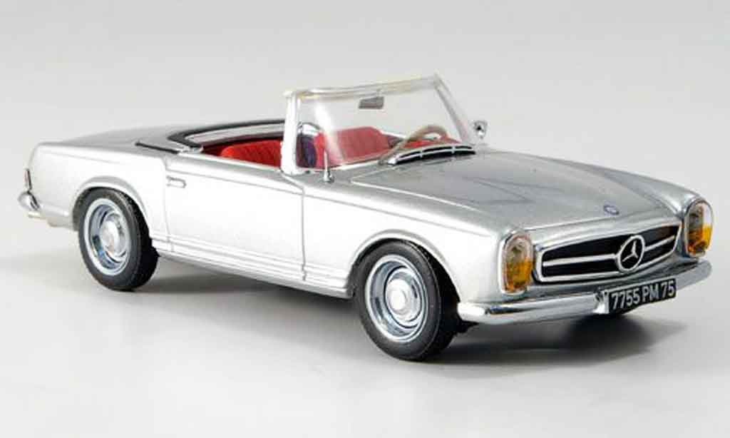 Mercedes 230 1/43 IXO SL (W113) grigio metallisee geoffnetes Verdeck modellino in miniatura