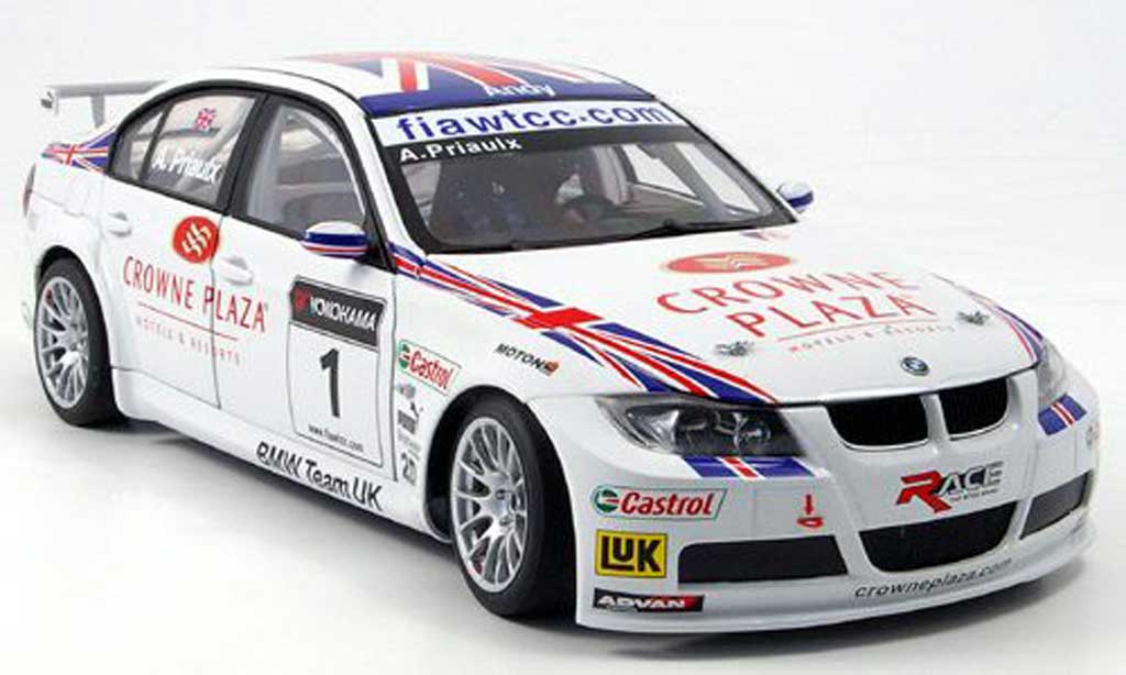 Bmw 320 E90 1/18 Autoart E90 si no.1 team uk a.priaulx 2007 WTCC modellino in miniatura