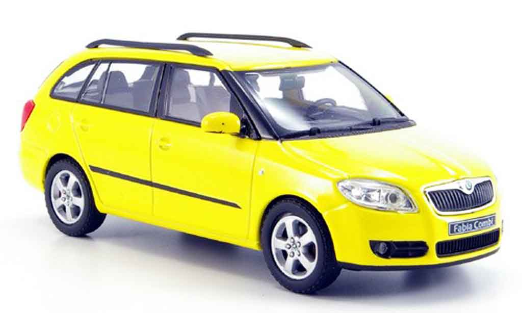 Skoda Fabia 1/43 Abrex combi ii giallo modellino in miniatura
