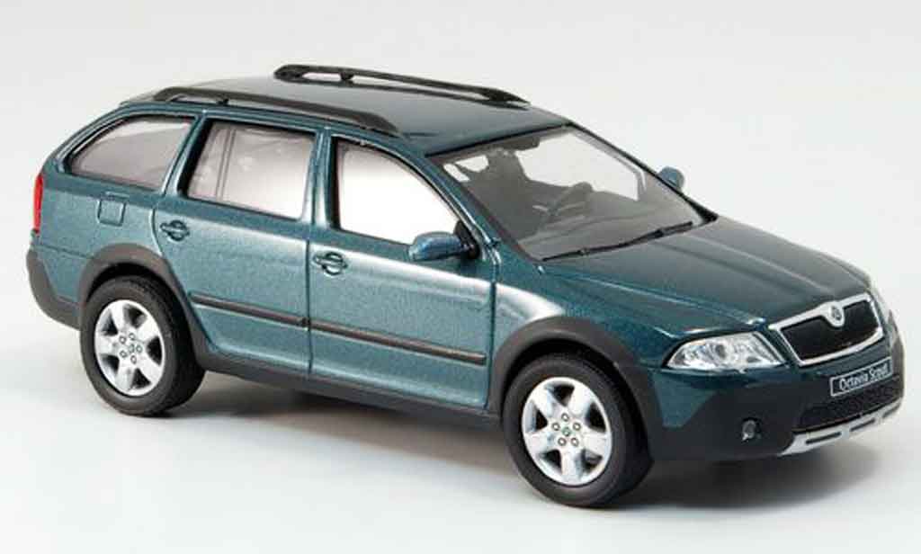 Skoda Octavia 1/43 Abrex combi scout grun modellino in miniatura